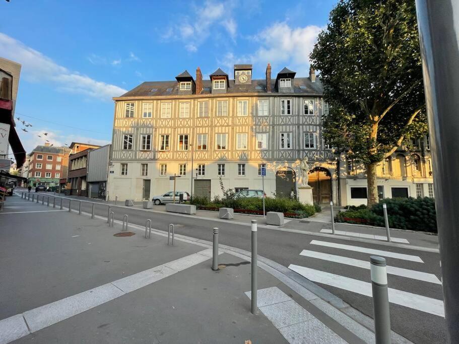 Le Henri IV - Vue Cathedrale, Parking Apartment Rouen Exterior photo